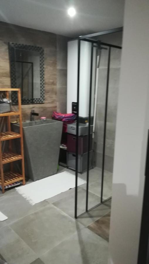 Maryse Hotel Douvrin Ruang foto