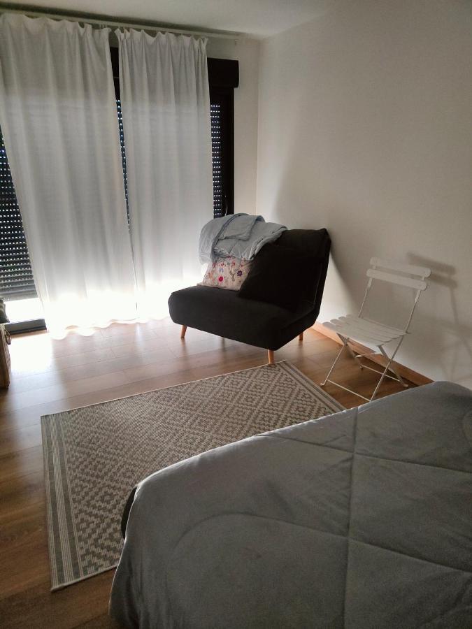 Maryse Hotel Douvrin Bagian luar foto
