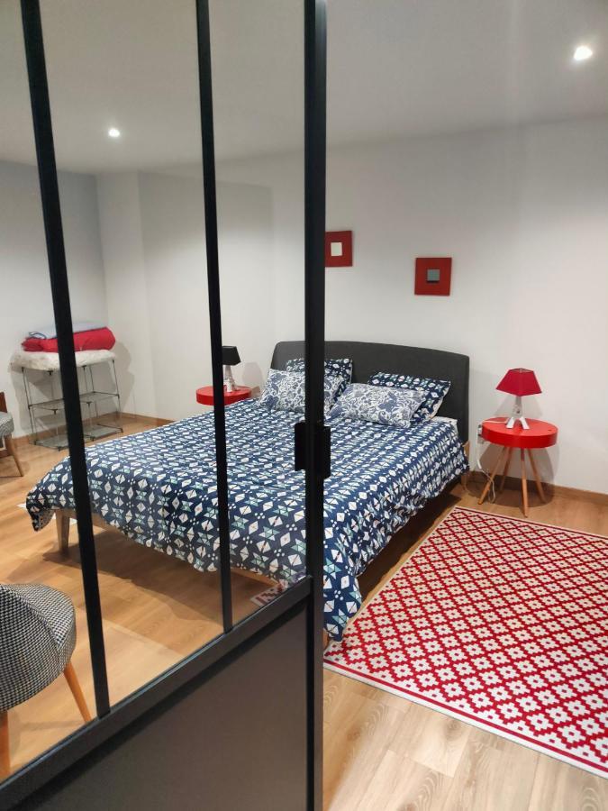 Maryse Hotel Douvrin Bagian luar foto